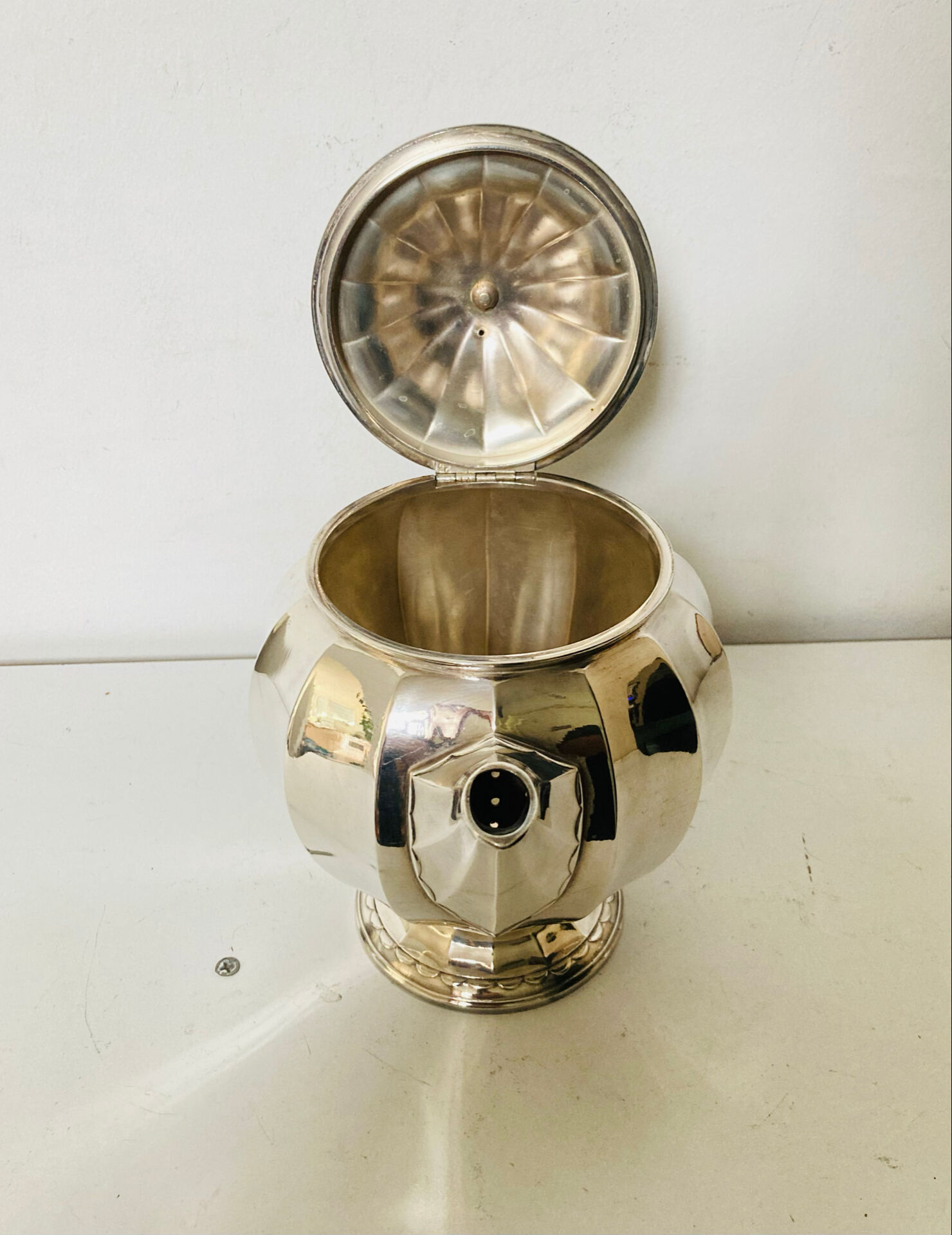 Art Deco teapot CHRISTOFLE early 20th century in silver-plated metal with hallmark