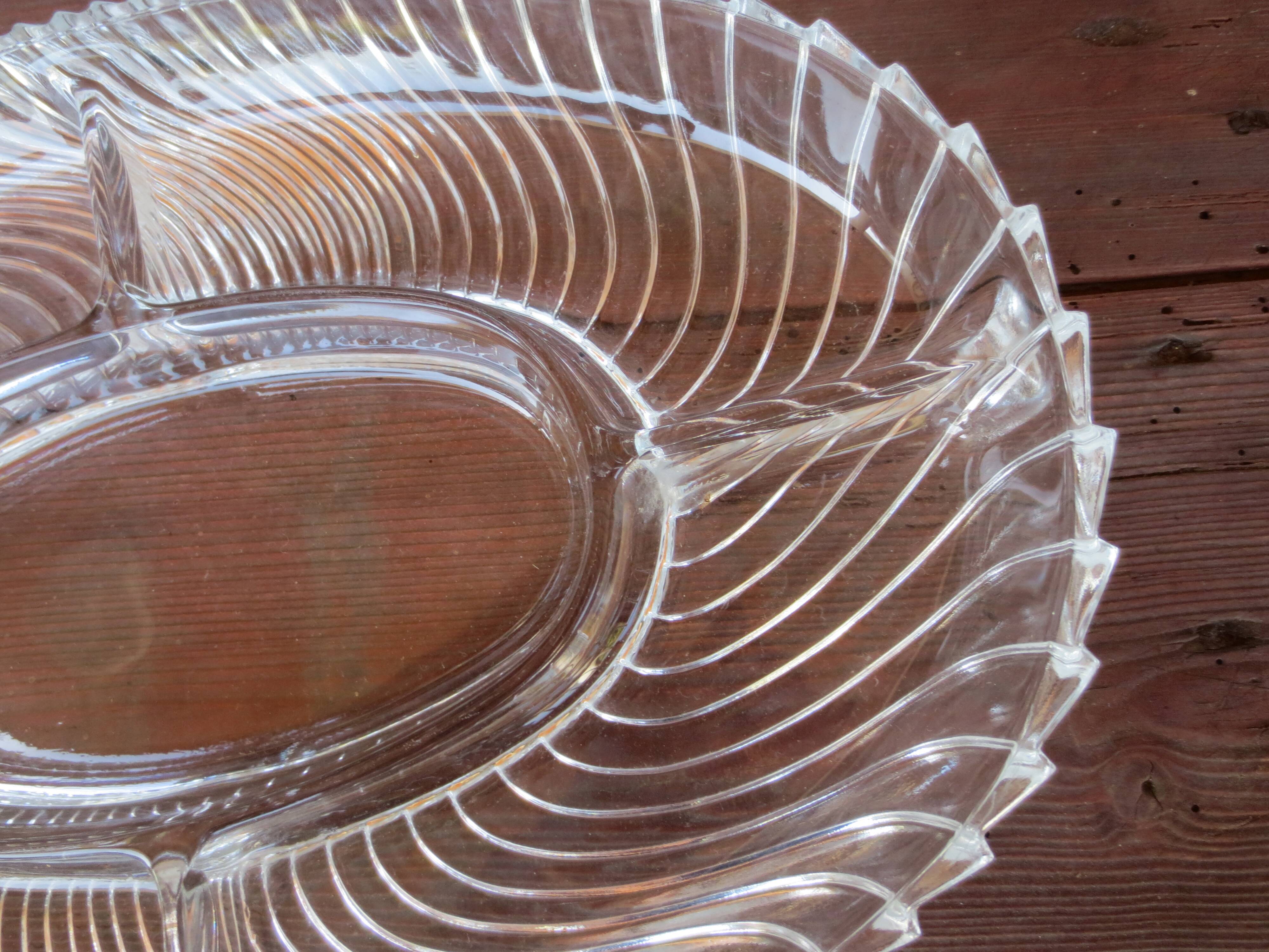 plat ovale à compartiments en verre
