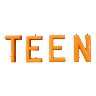 Plastic letters from the 70s - TEEN