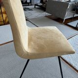 Pierre Paulin 4 TV model chairs Ligne Roset edition