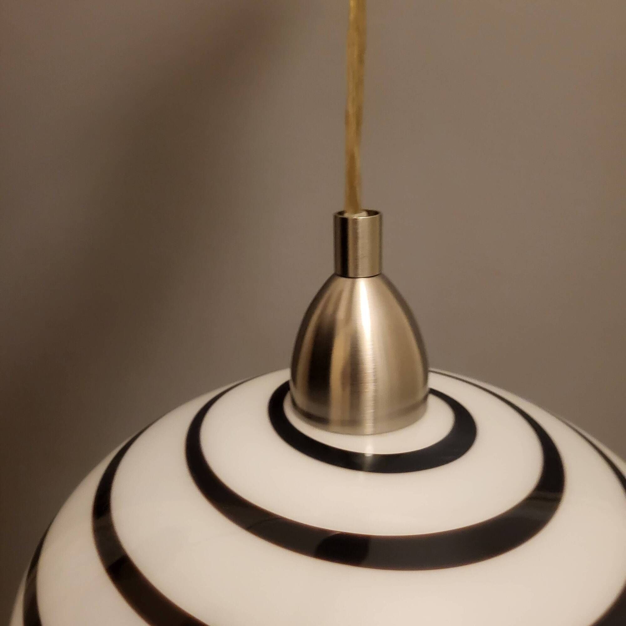 Zebra suspension, globe, Églo lights, vintage 1980s, 90s.