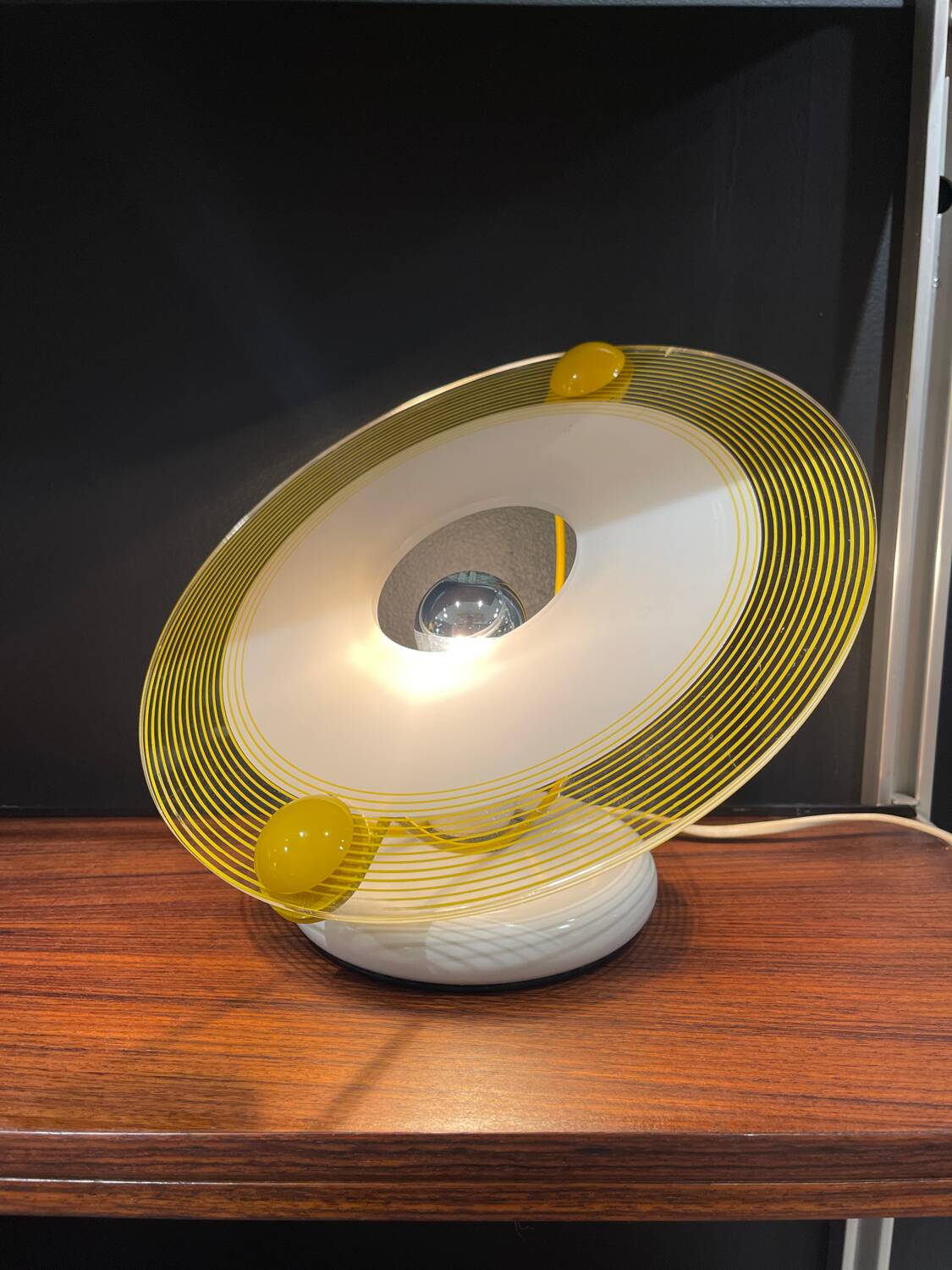 Italian design lamp 1980