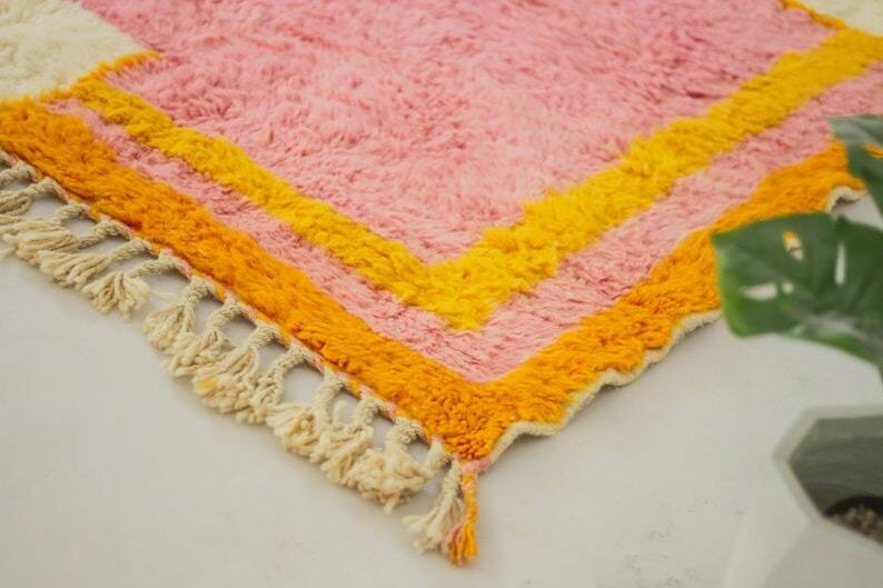 Handmade pink wool rug 2.4/1.6m Moroccan