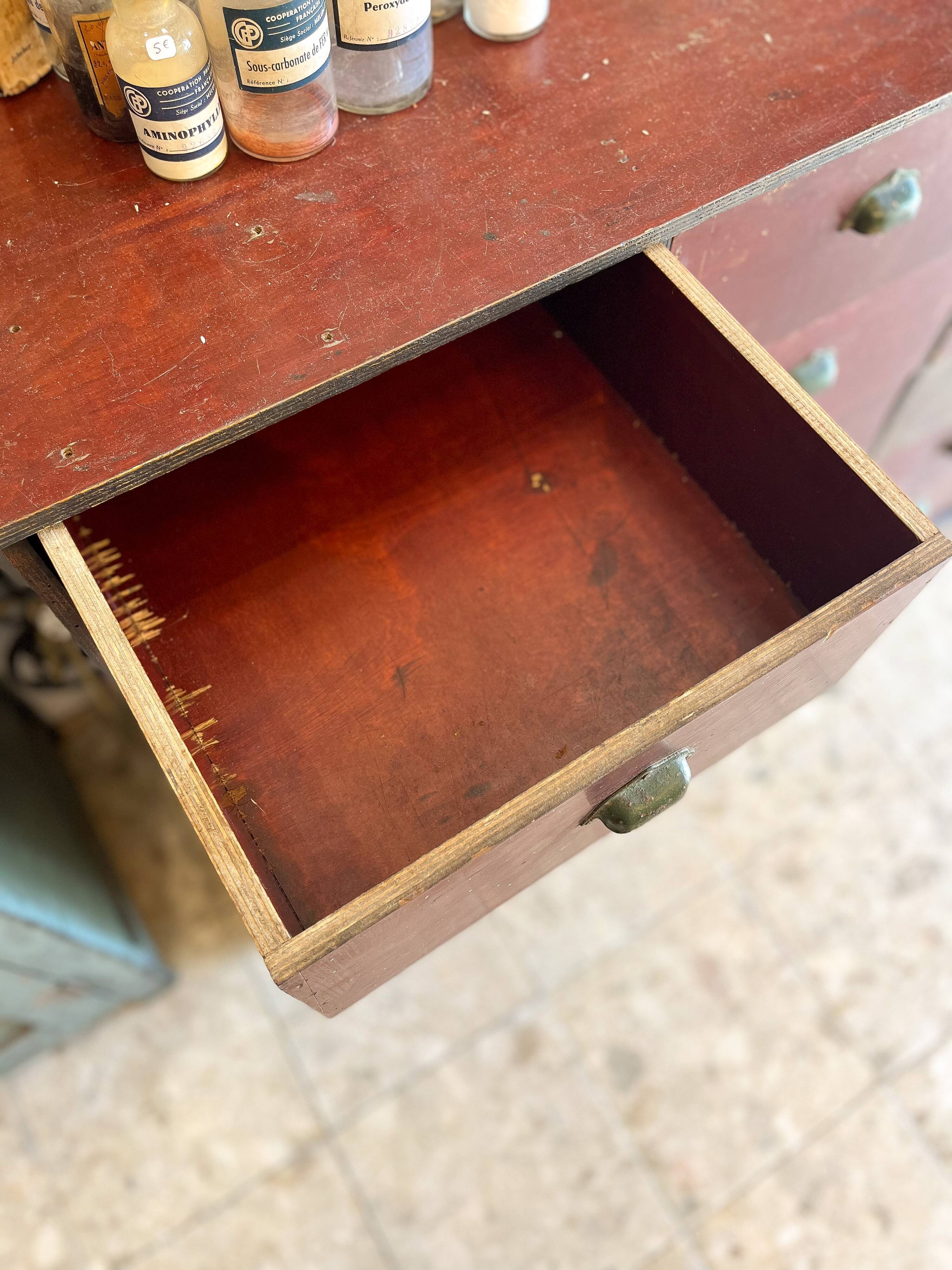 Workshop trade furniture patina red patina