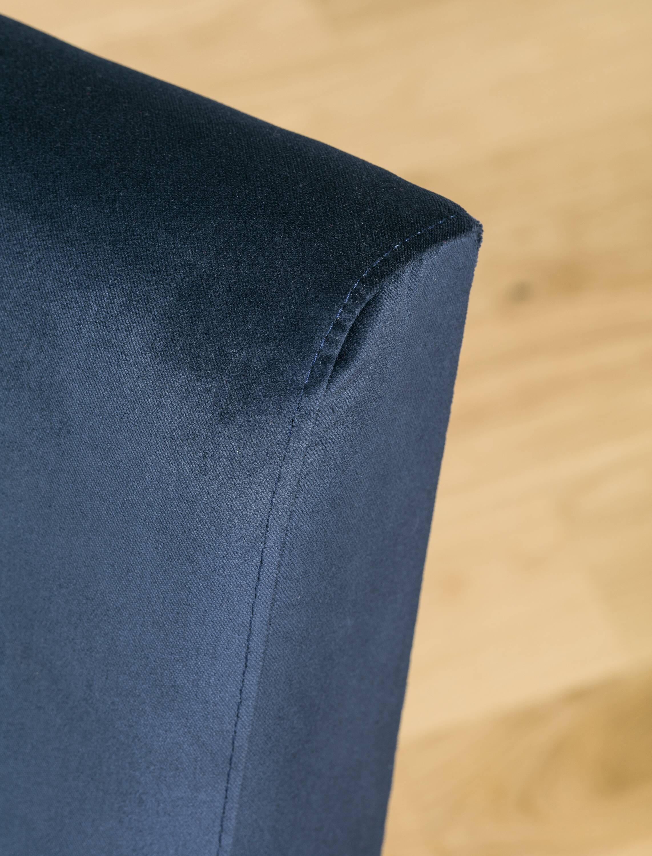 Ensemble de 2 fauteuils en velours de jitona, années 60