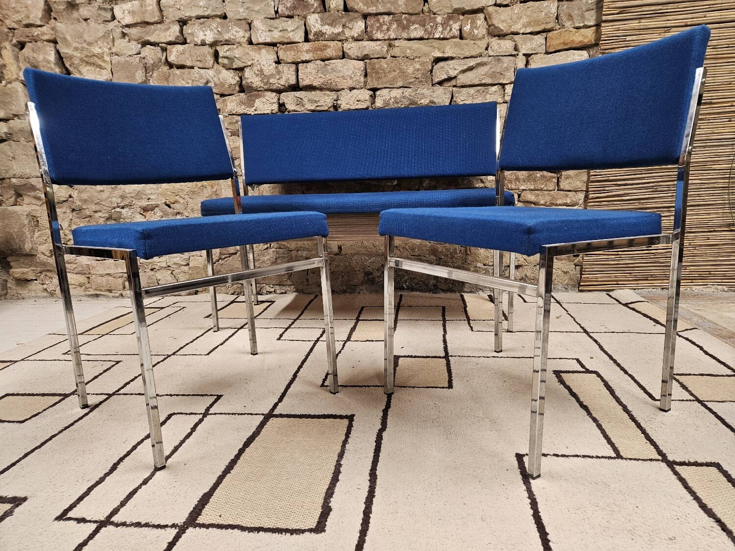 Bench and its two vintage chairs 1970