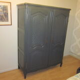 Old anthracite grey cabinet