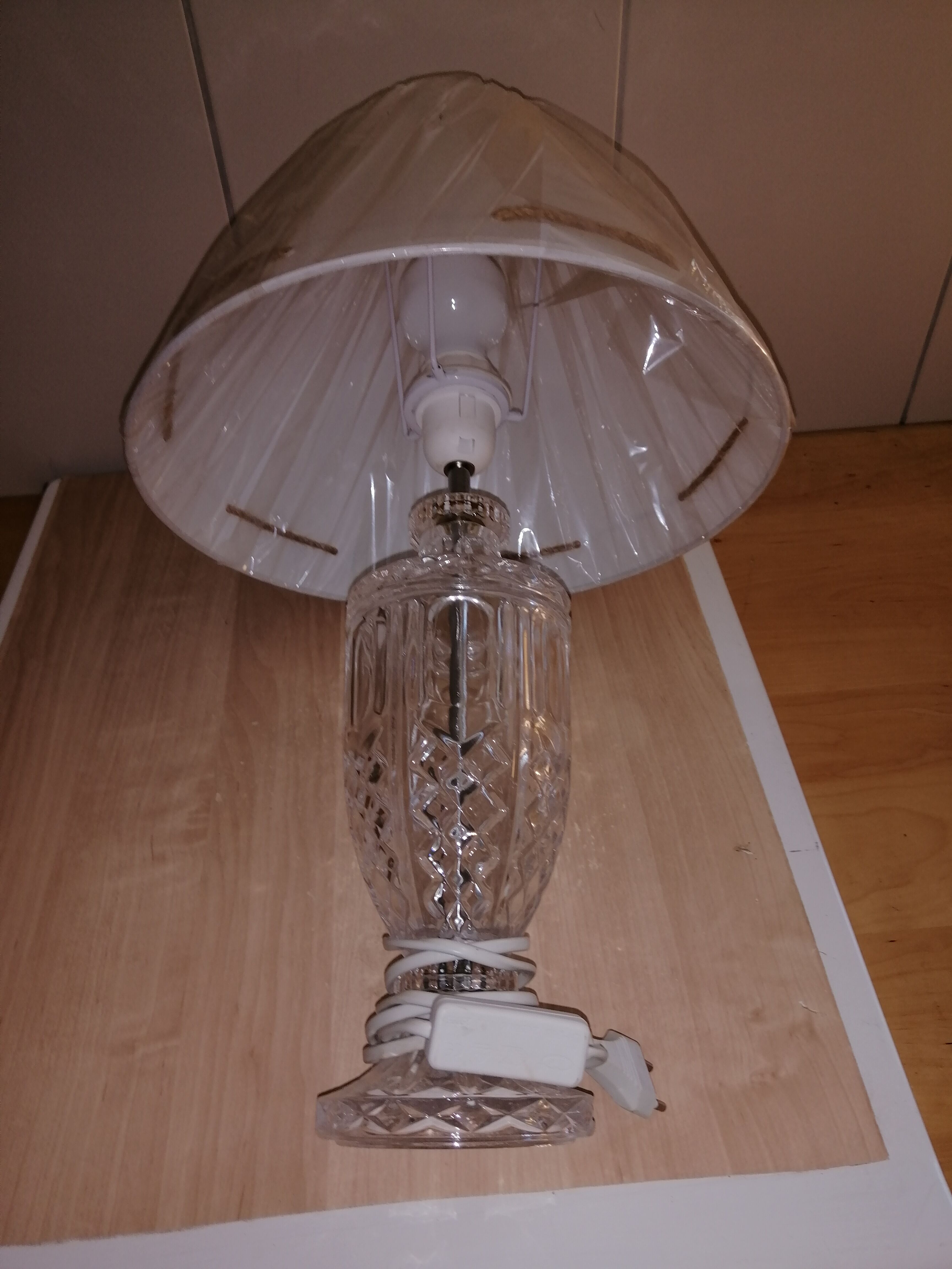 Transparent and white lamp