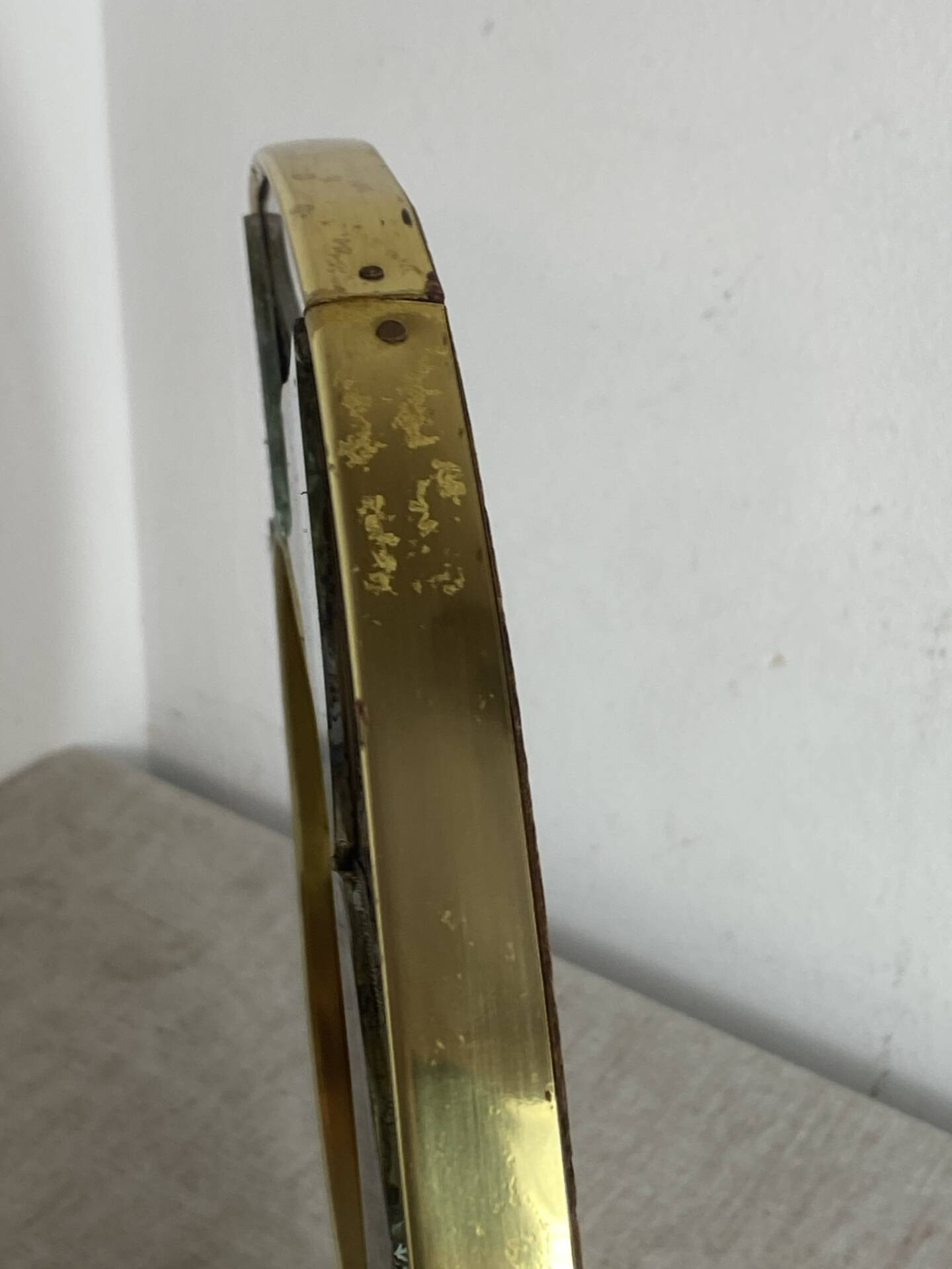 Miroir en bois peint et verre