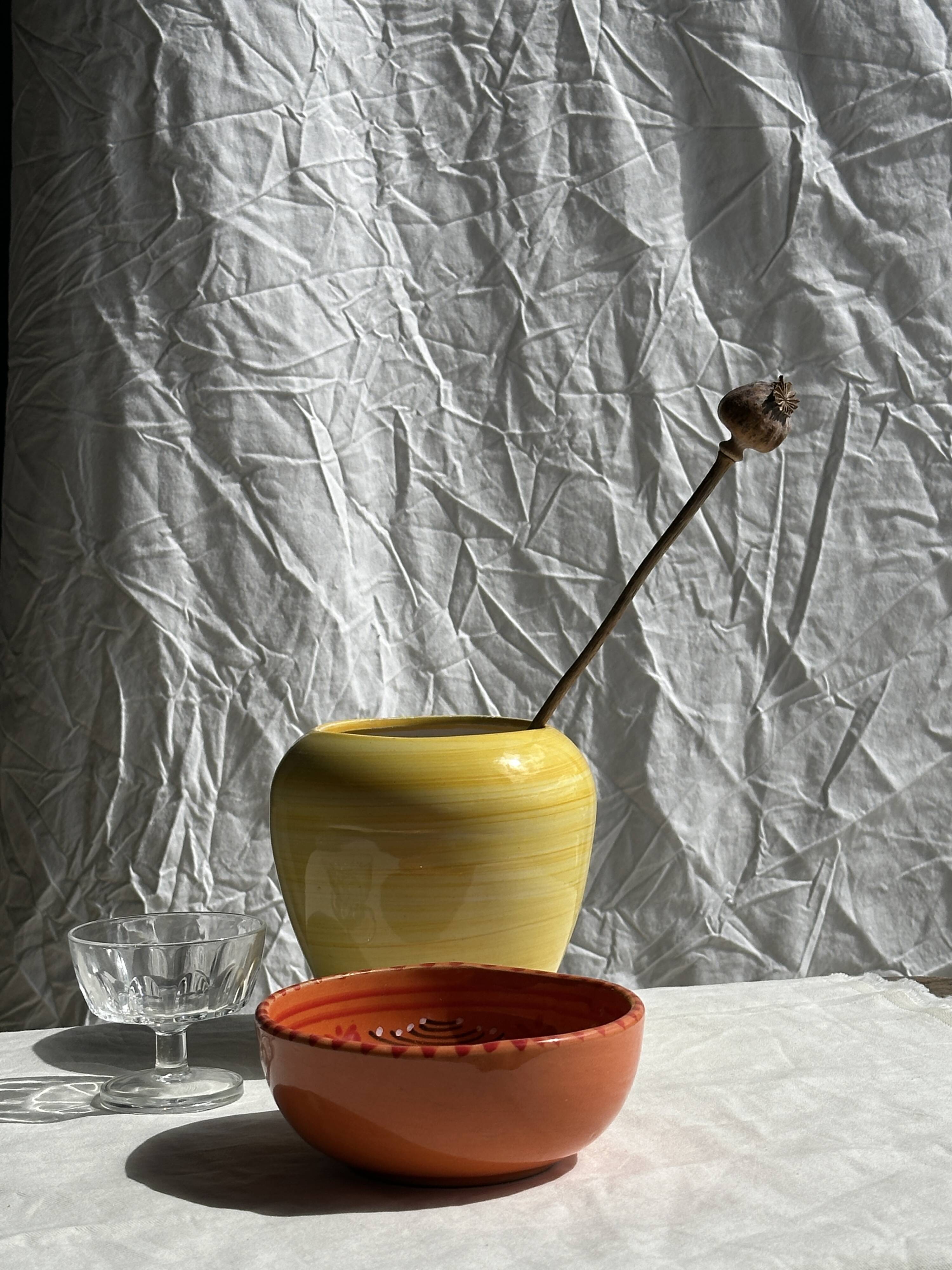 11 France Arcoroc footed bowls