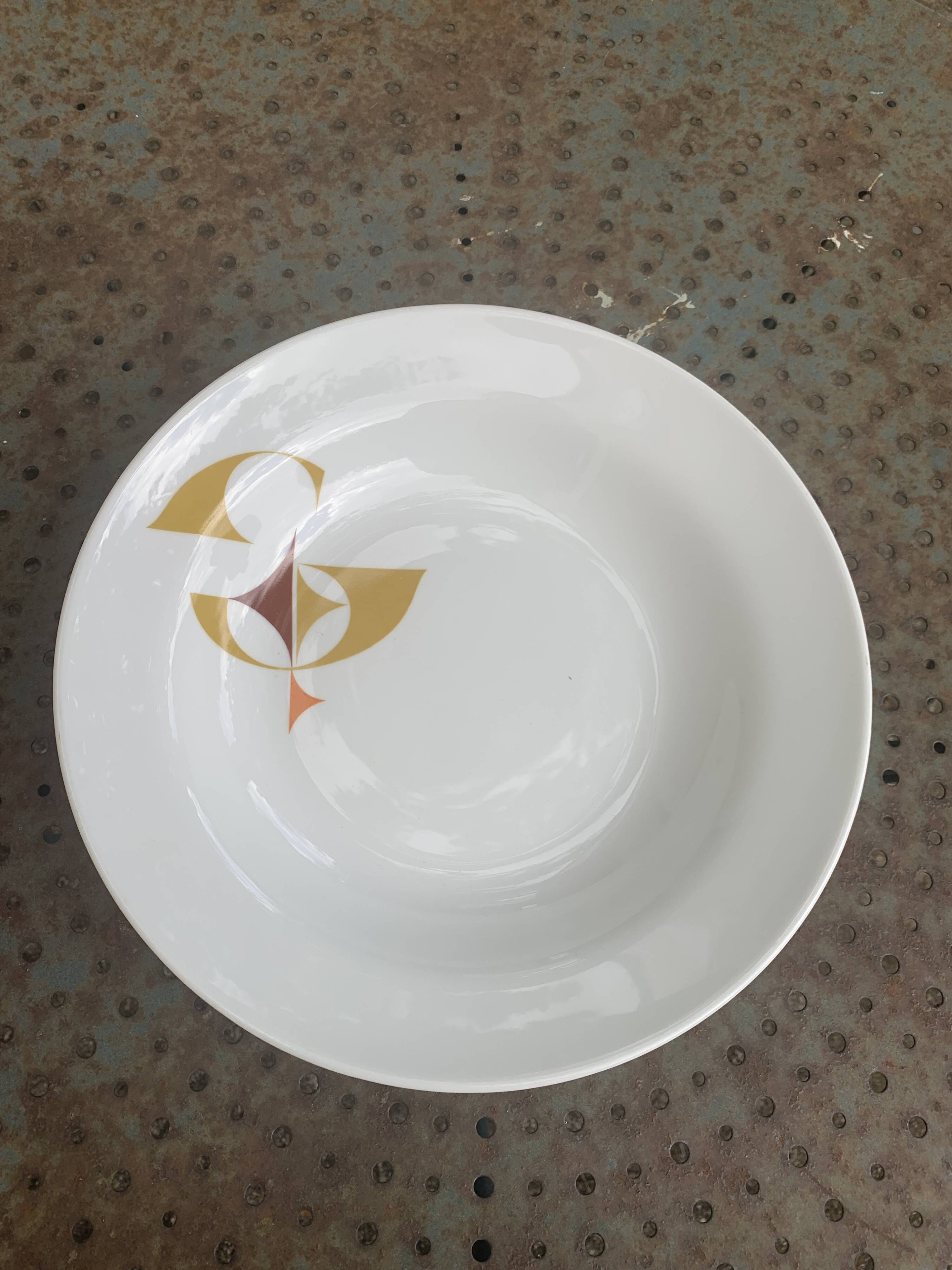 White porcelain deep dish, Schirnding Bavaria, design, vintage 1970