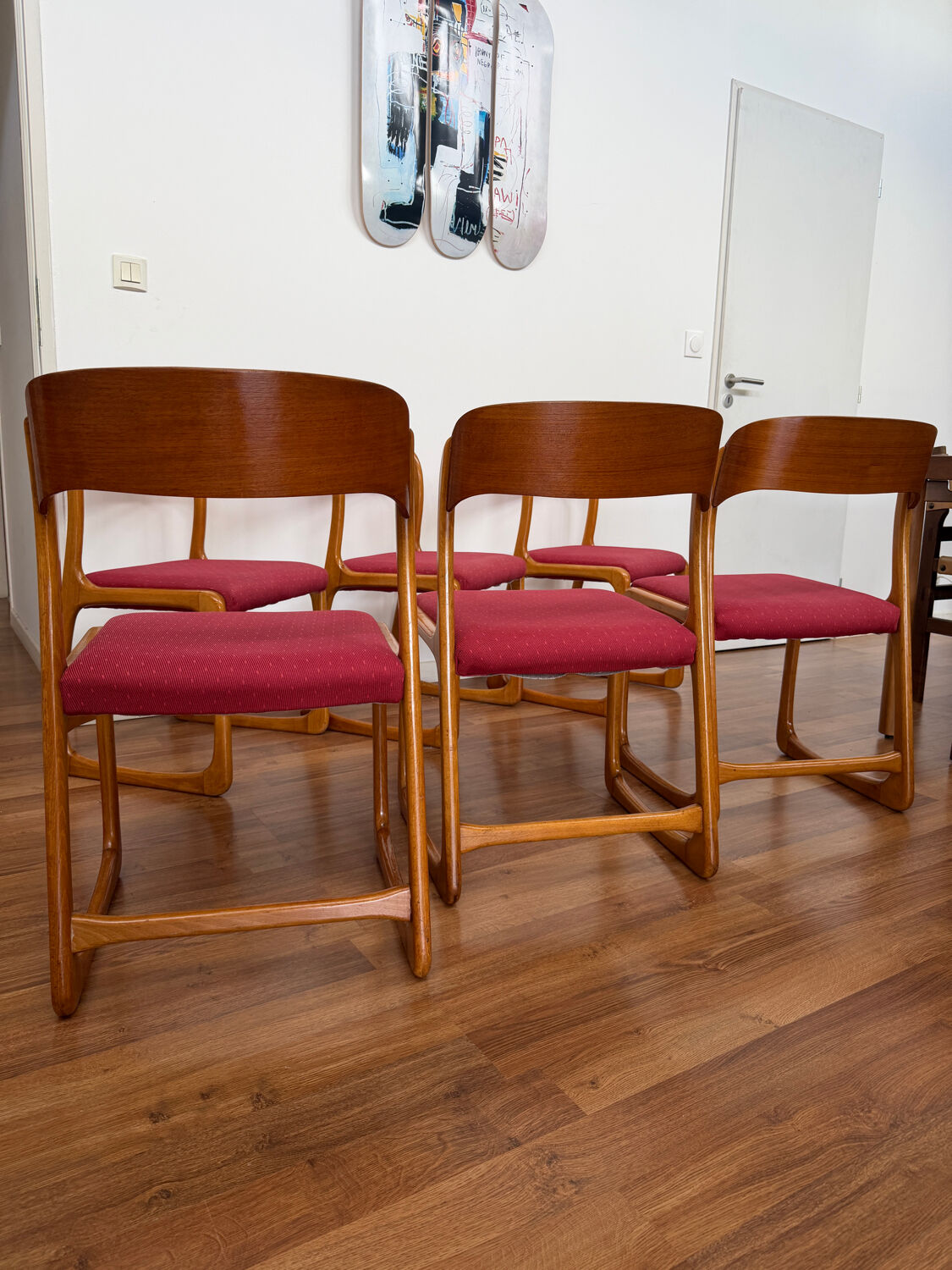 Série de 6 chaises traîneau Baumann vintage