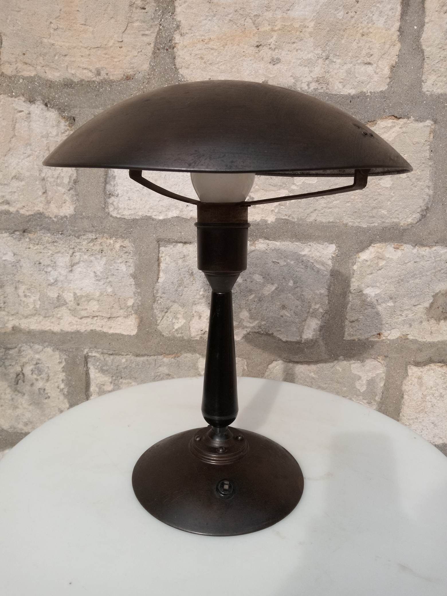 Mushroom office lamp