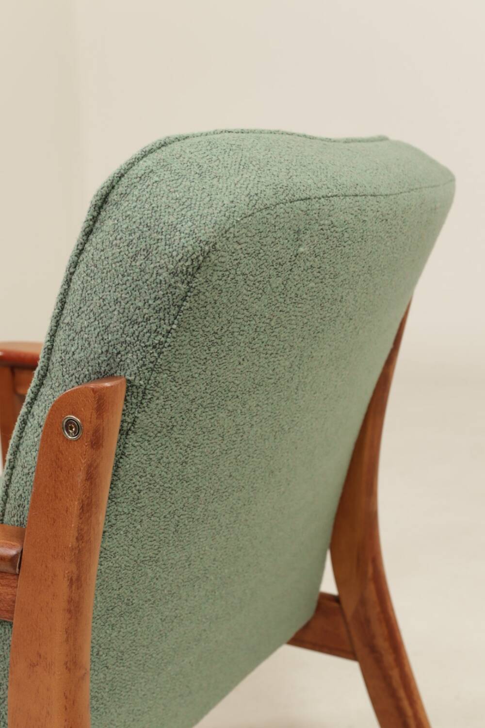 Pair de fauteuil le vert menthe l'année 1970