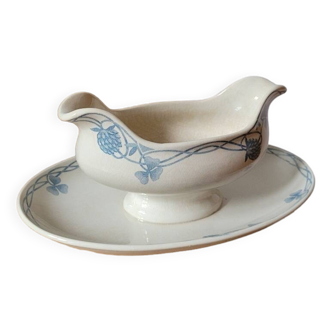 U&c sarreguemines clover sauceboat