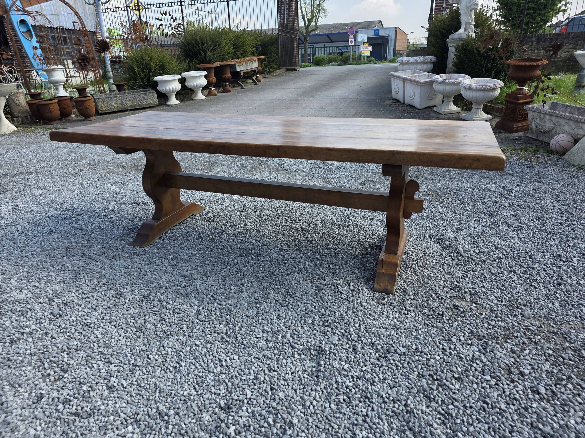 Table monastère en chêne massif,  243cm de L