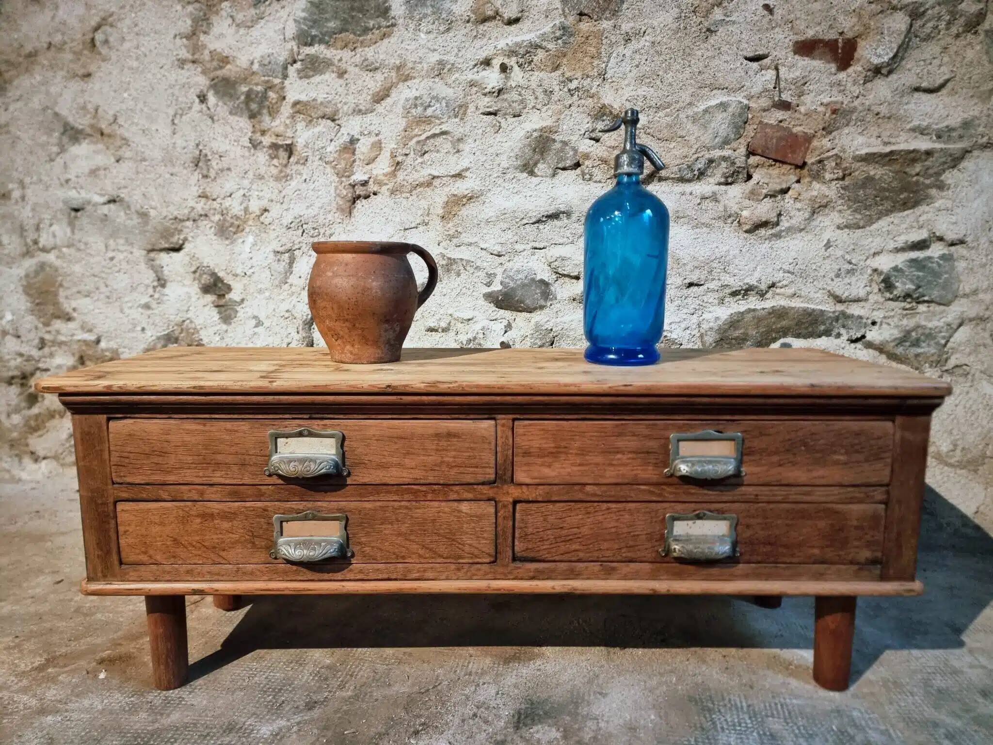 Antique French chest of drawers, circa 1900 – oak and pine with 4 drawers