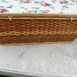 Wicker and scoubidou sewing box