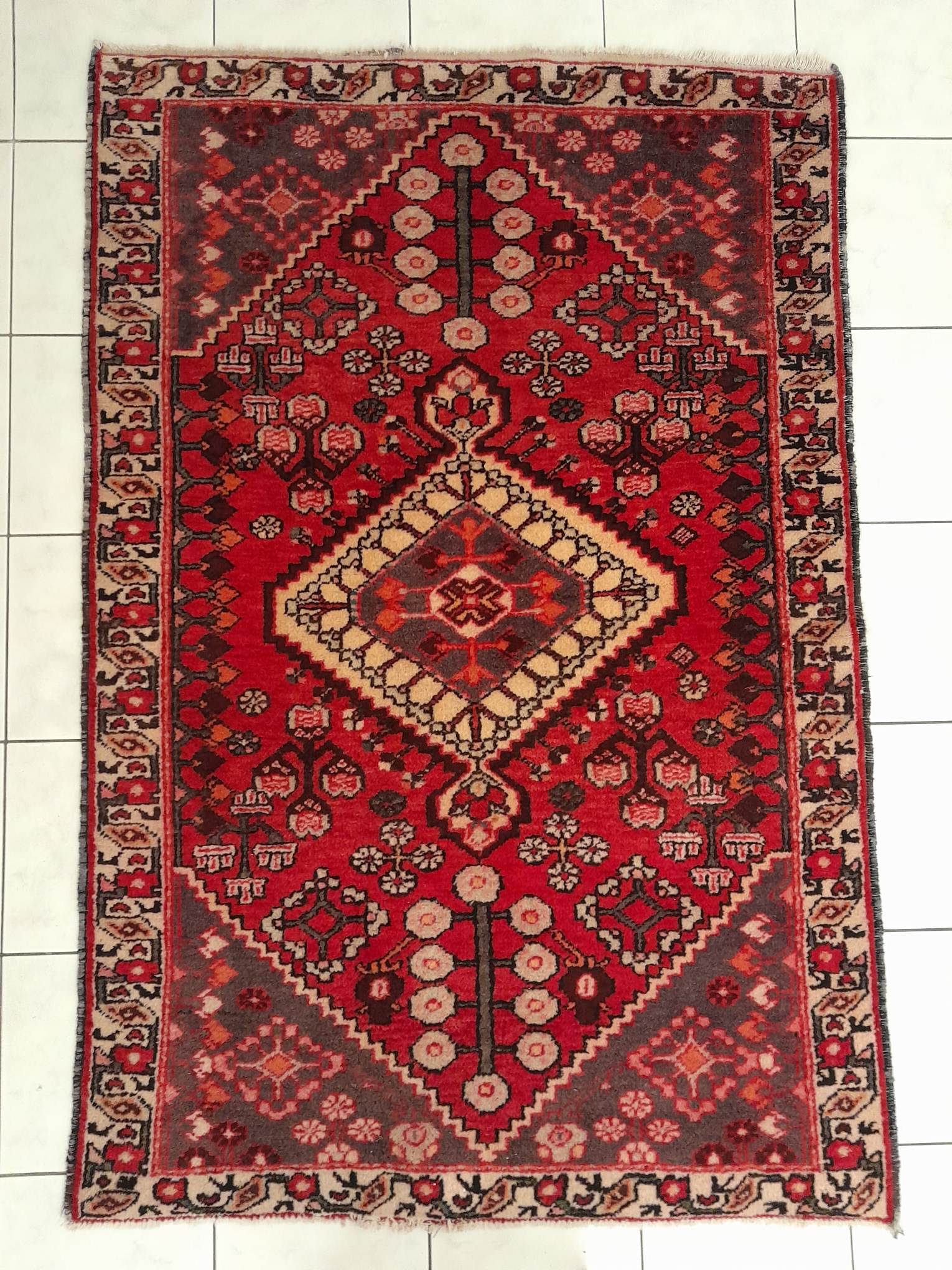 Handmade Persian Hamadan rug 192x129cm