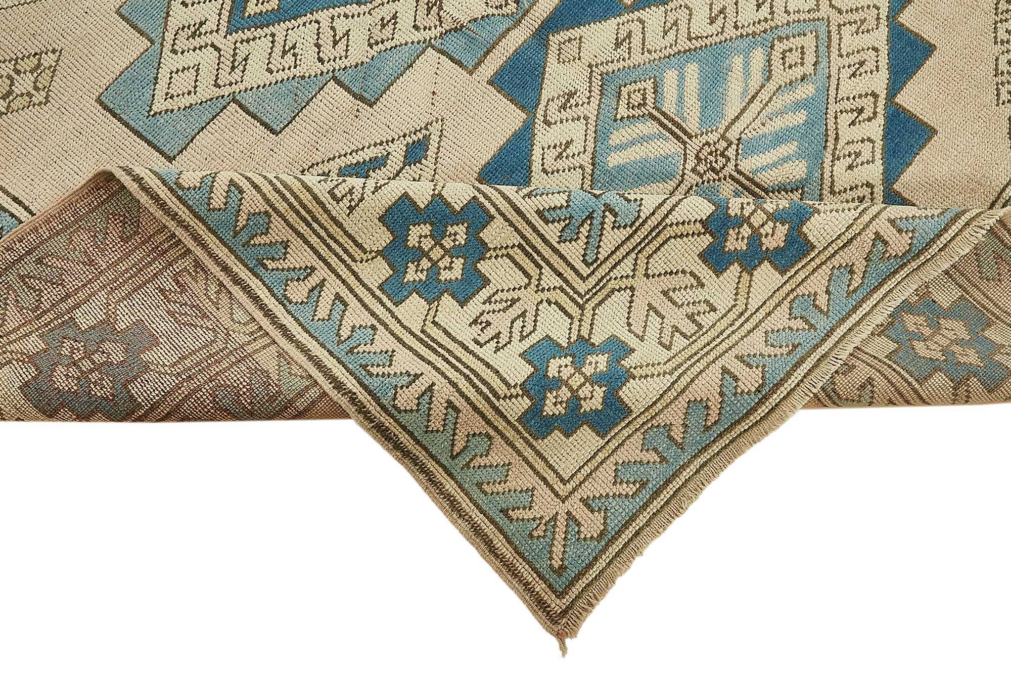 Turkish Vintage Anatolian Rug 174 cm x 220 cm