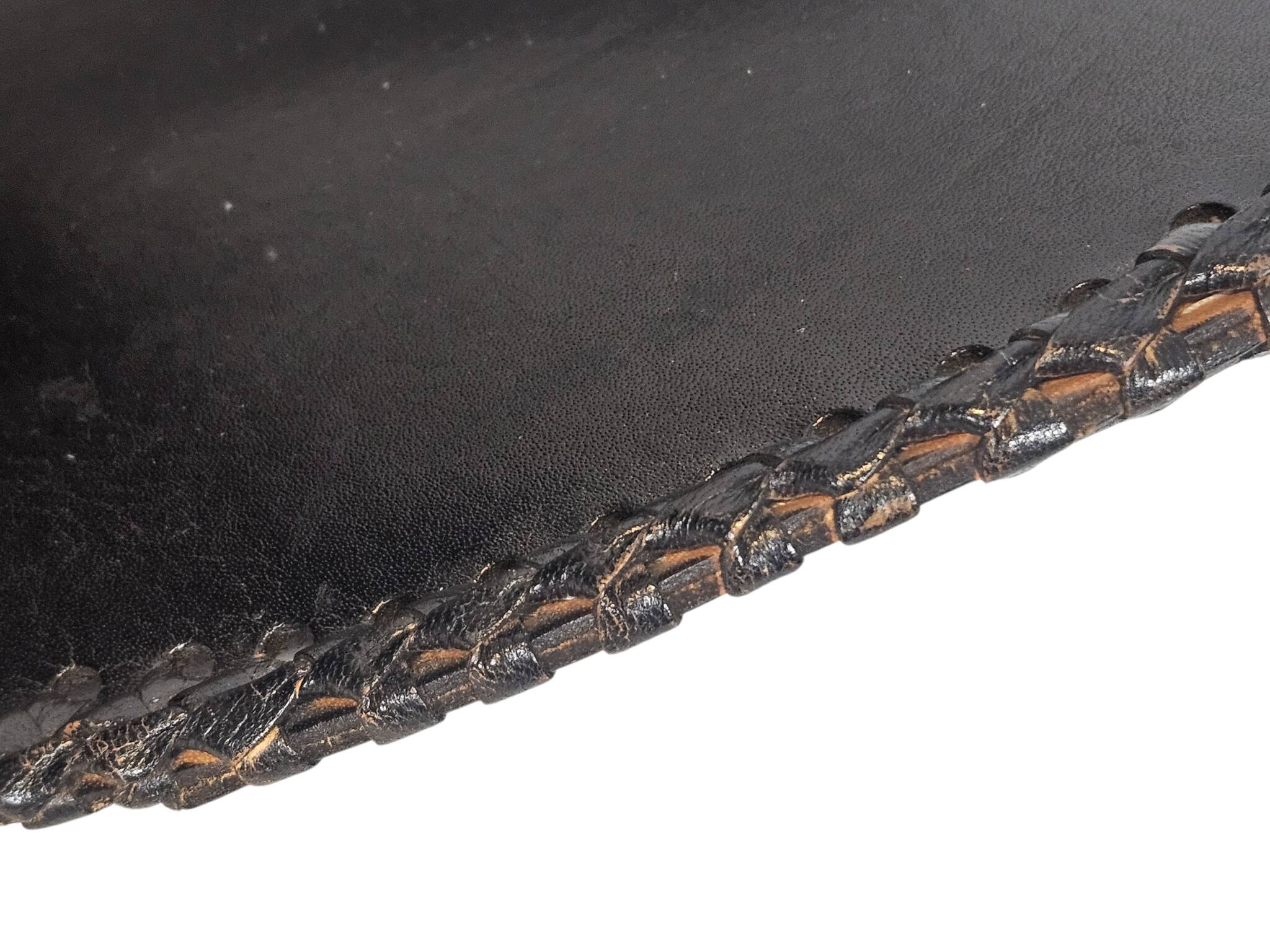 Lounge chair - Butterfly chair - leather - metal - 1990s