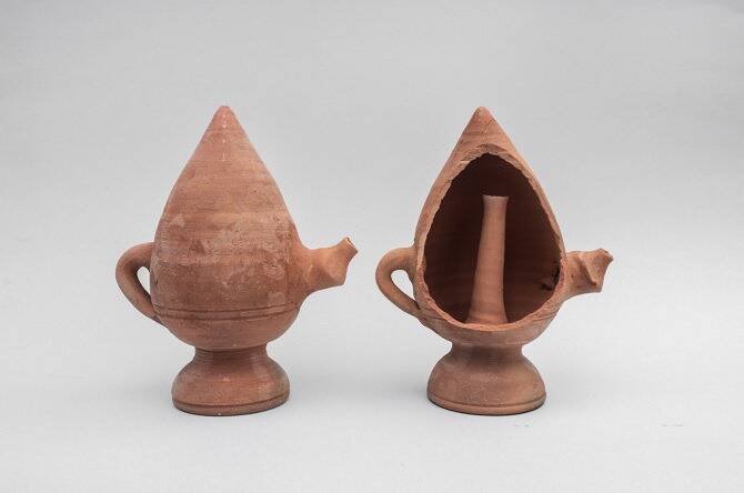 Brocca "Magica" in ceramica  per acqua e vino