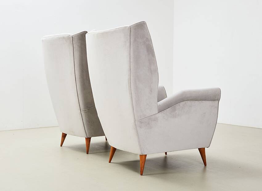 Pair of Italian Lounge Chairs attrib. to Gio Ponti for ISA Bergamo 1950s