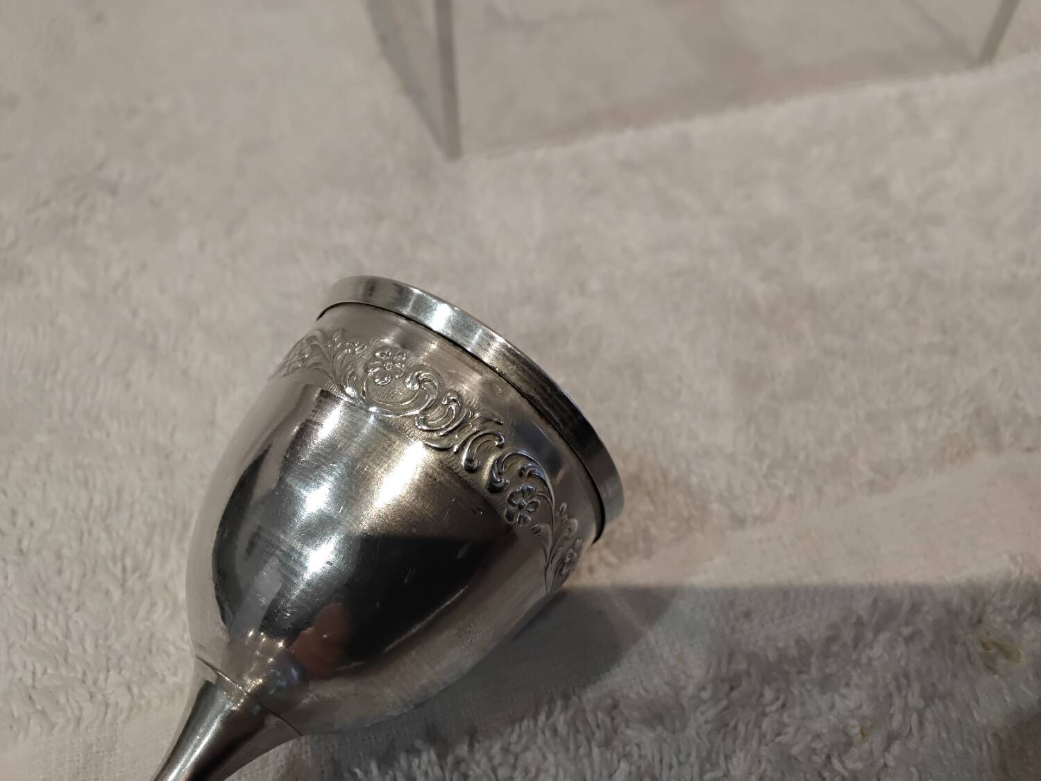 Silver egg cup Minerva 950 rocaille style engraved TL? Silversmith Gruyer