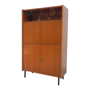 armoire vintage