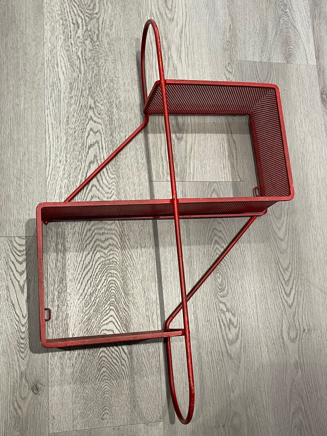 Étagère clé de sol Mathieu MATEGOT