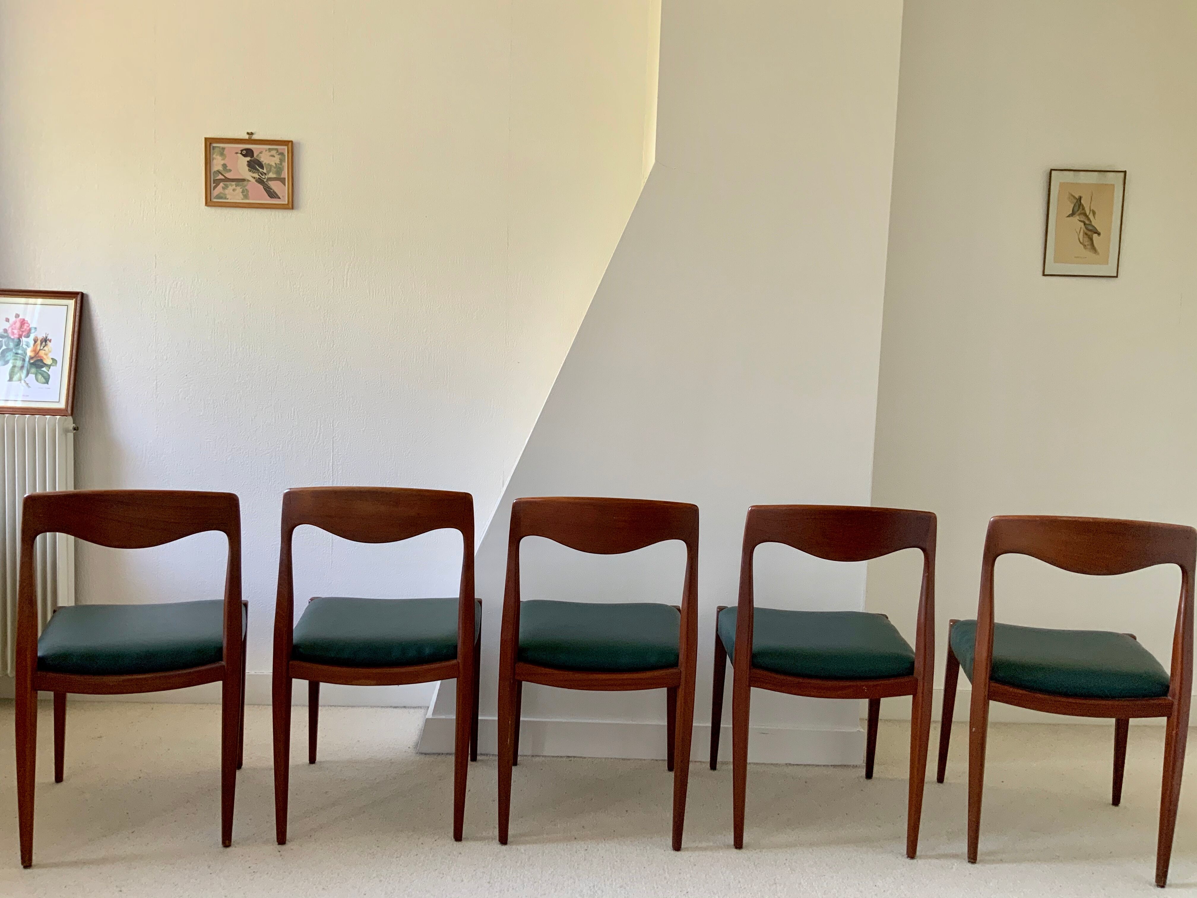 Niels Otto Møller chairs 71