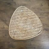 Tripod rattan tablet