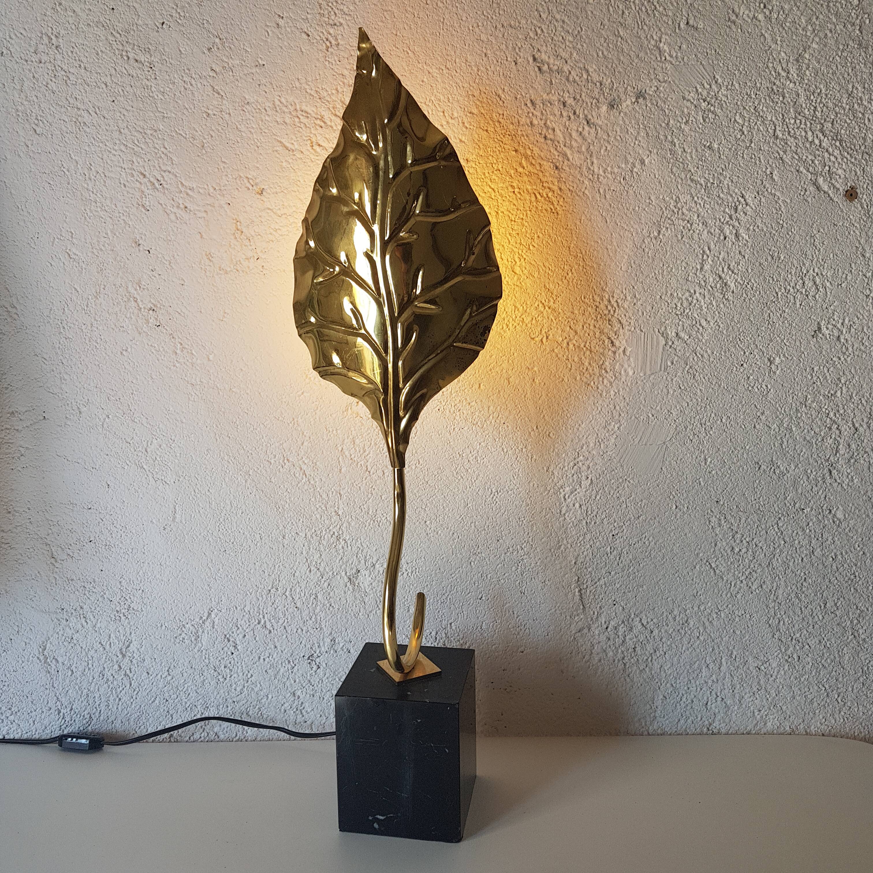 golden flower lamp design 1970