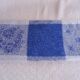 Nappe damassée en lin blanc-bleu