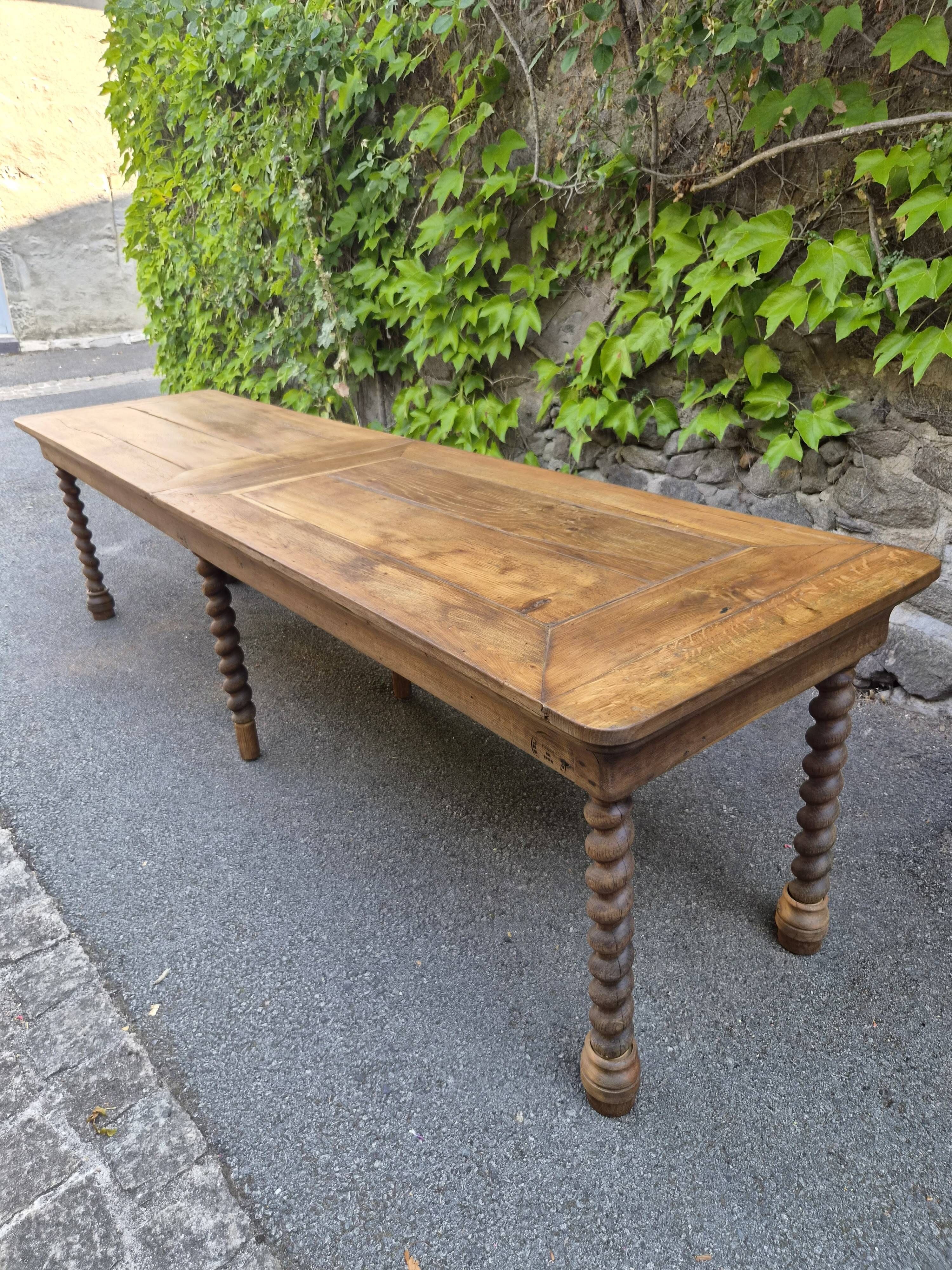 Antique French draper's table in oak, shop counter, work table, 6 feet, circa 1750–1850.
