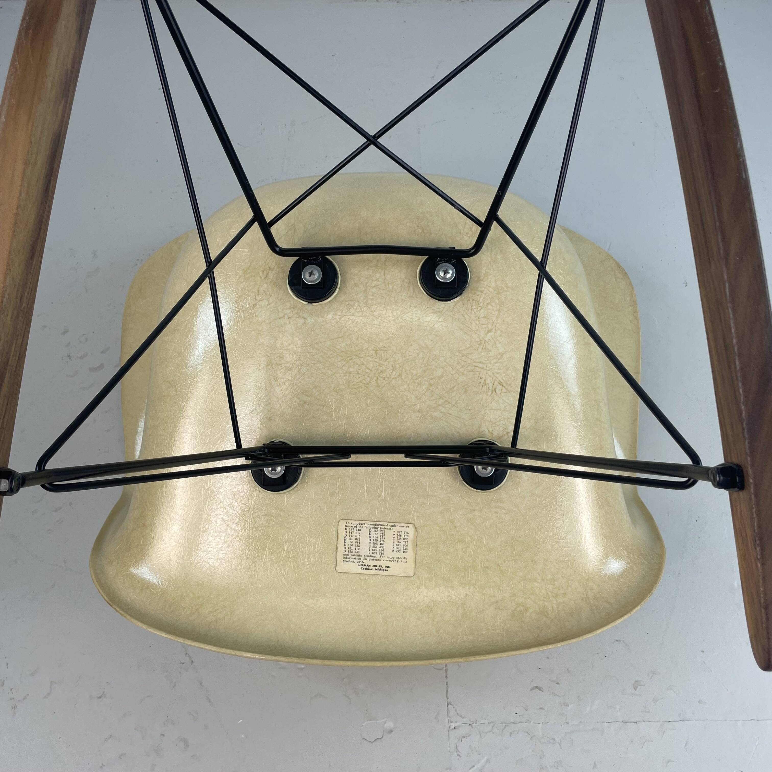 Eames Herman Miller 1950s RAR rocking chair in parchment