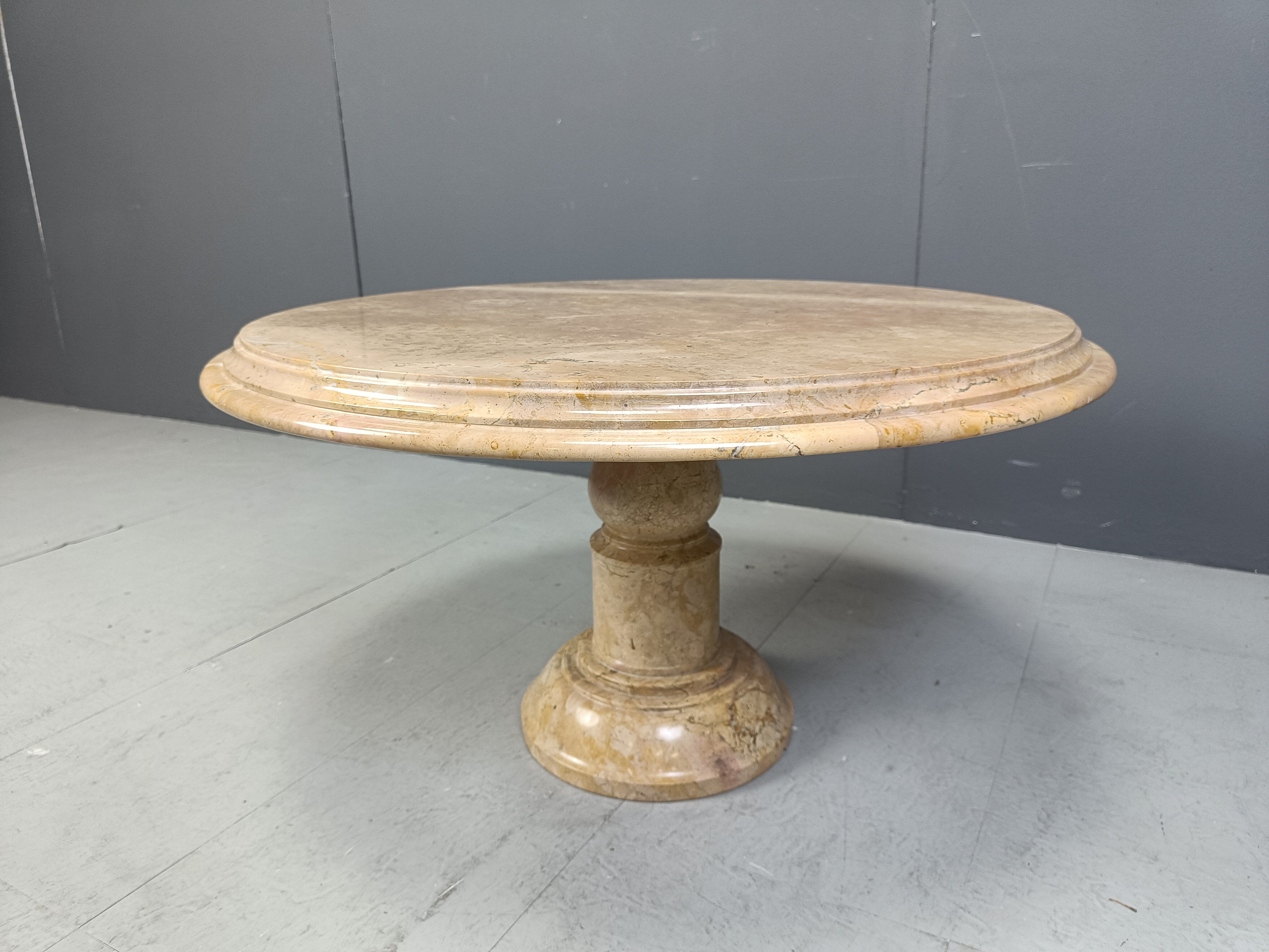 Vintage round Italian marble coffee table, 1960s