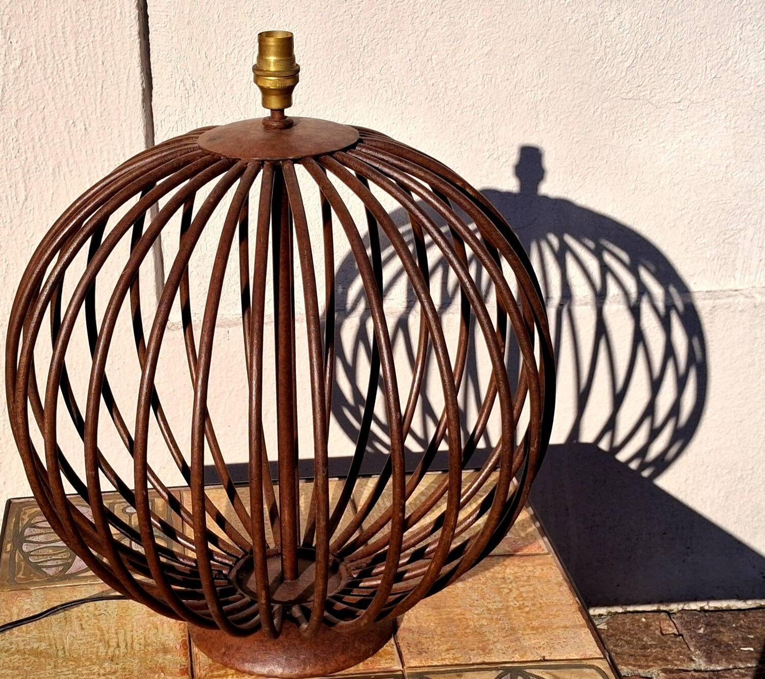 Wrought iron ball table lamp, brutalist art design