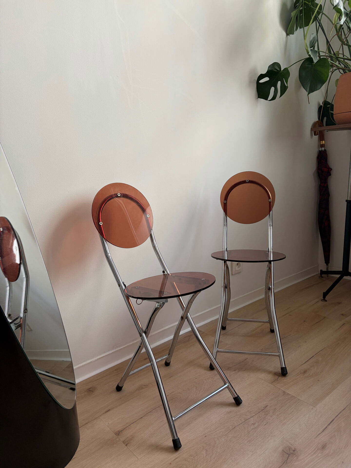 2 folding chairs Space Age plexiglass/steel round back/seat 1980s