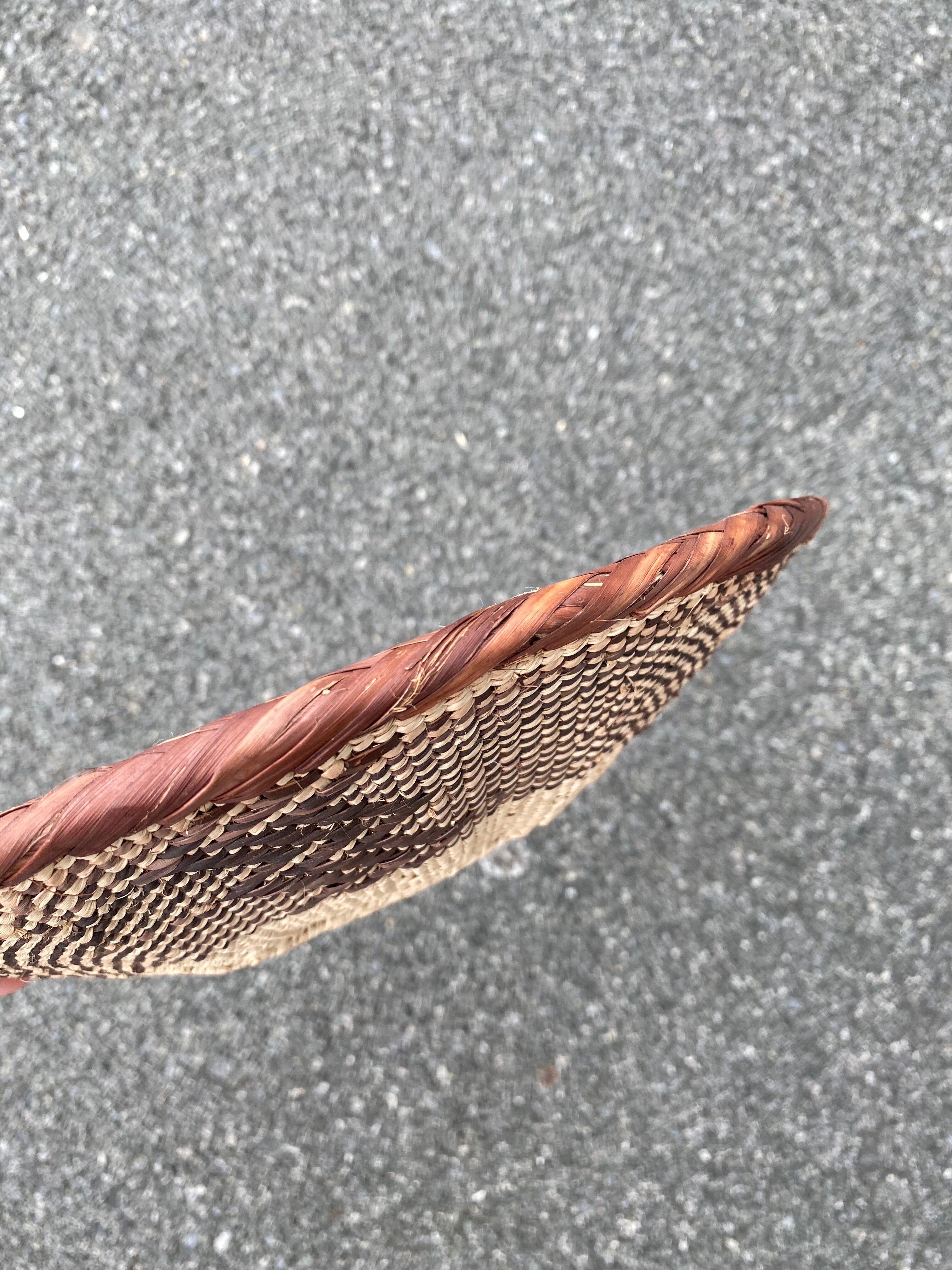 30 cm batonga wall basket