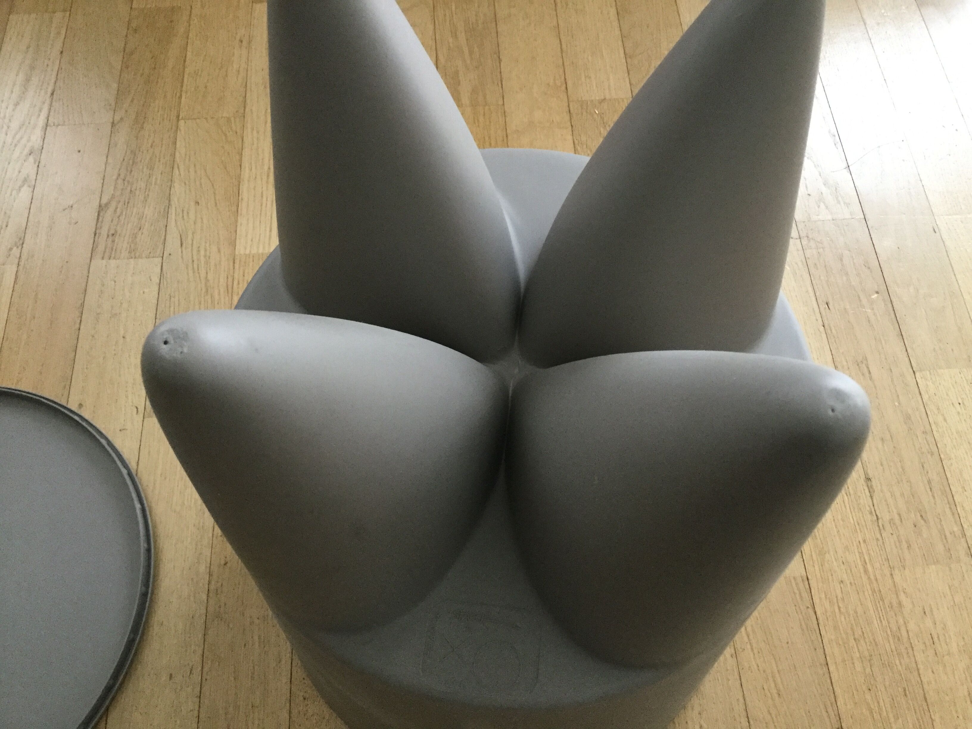 Tabouret bubu by designer Philippe Starck