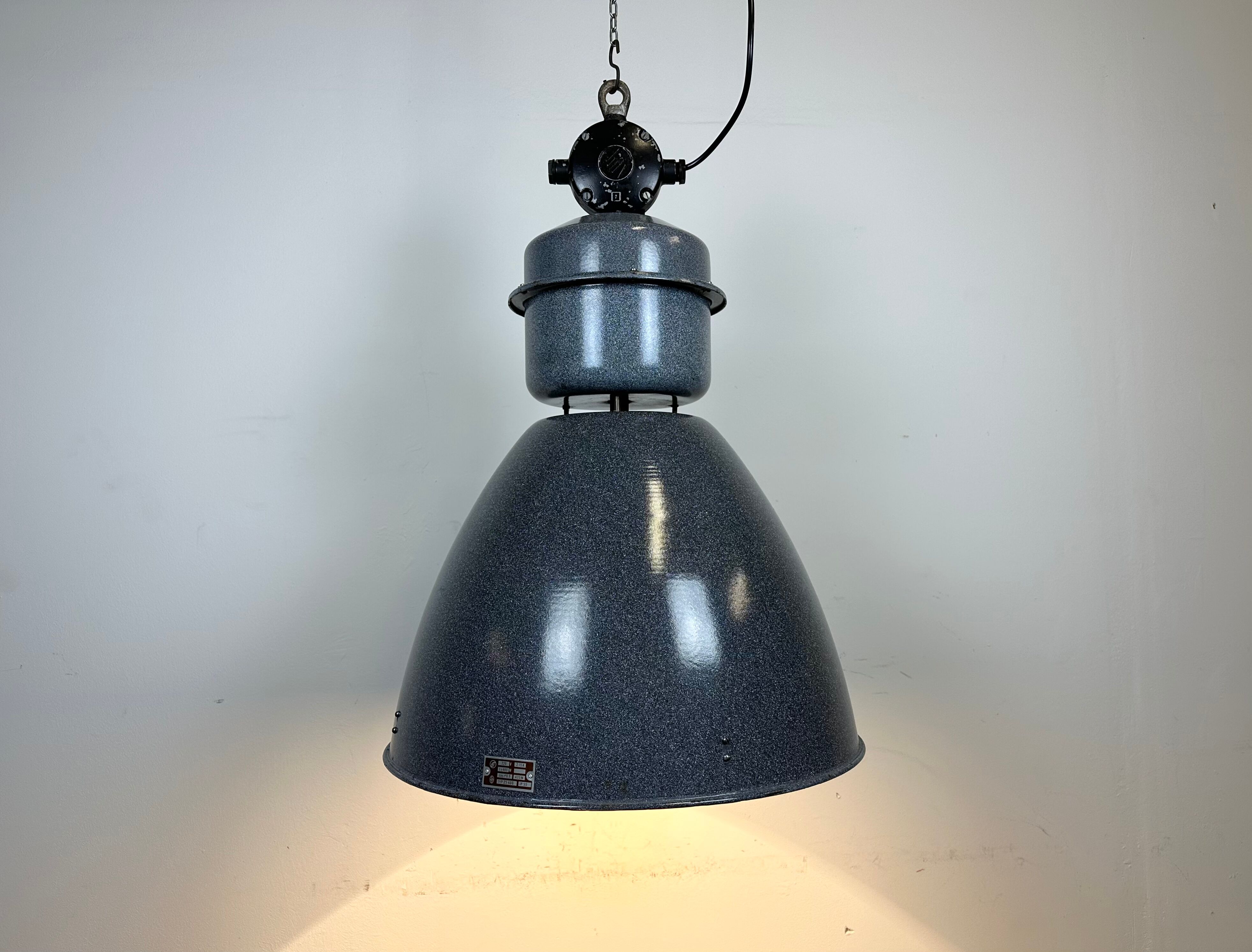 Large Grey Enamel Industrial Factory Lamp from Elektrosvit, 1960s