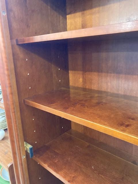 Bookcase with 2 glass doors