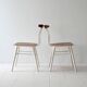 Paire de chaises nordiques en bois