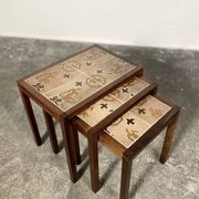 Danish nesting tables in rosewood and ceramic by Willy Ryomgard, Mo.