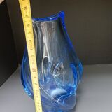 Vase bleu en cristal