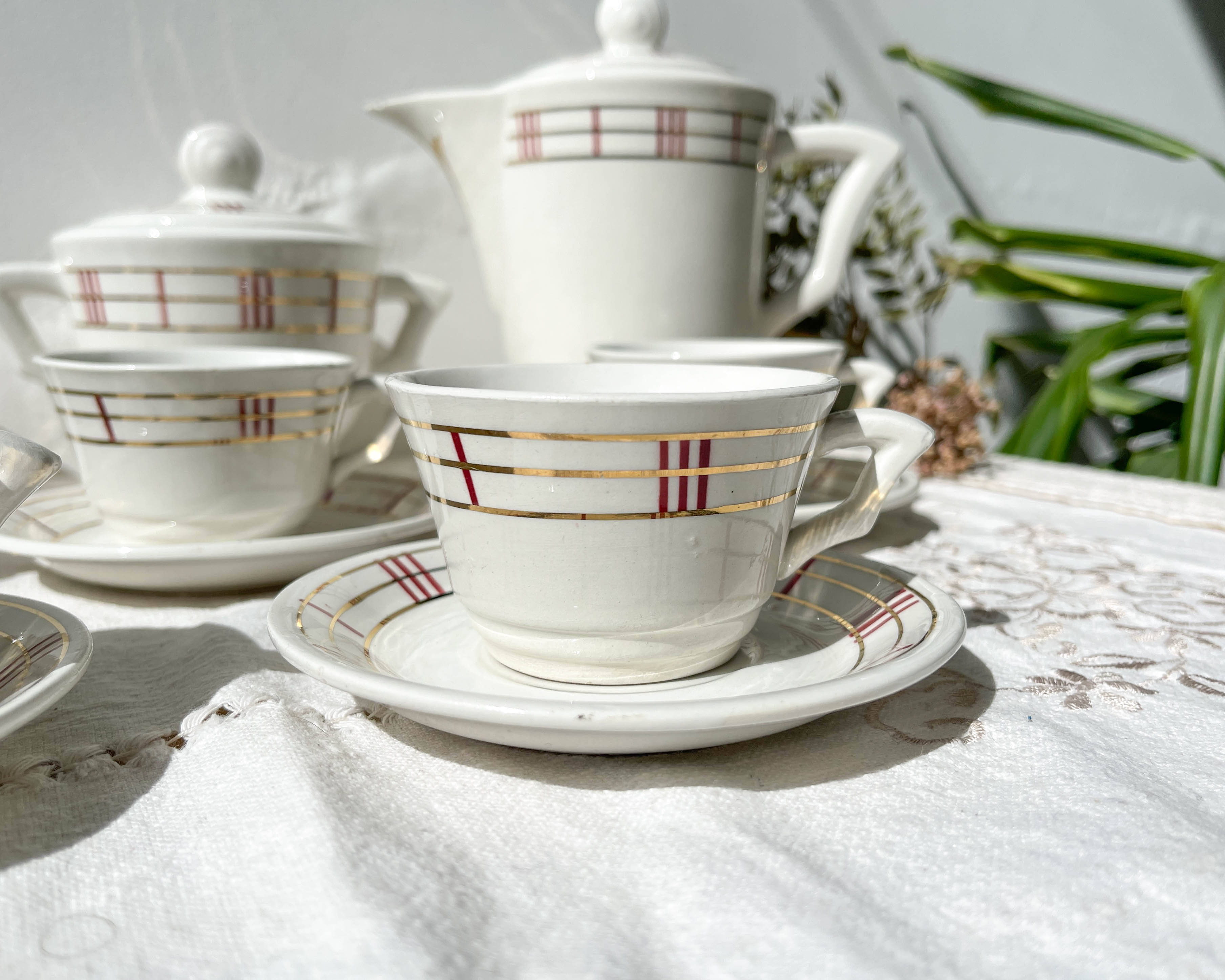 Vintage tea set in white porcelain with stripes, Moulin des Loups orcerame model "Richelieu"