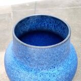 Large blue vase on a German workshop stand from the mid-20th century by Bückeburg Keramik, 1960s.
