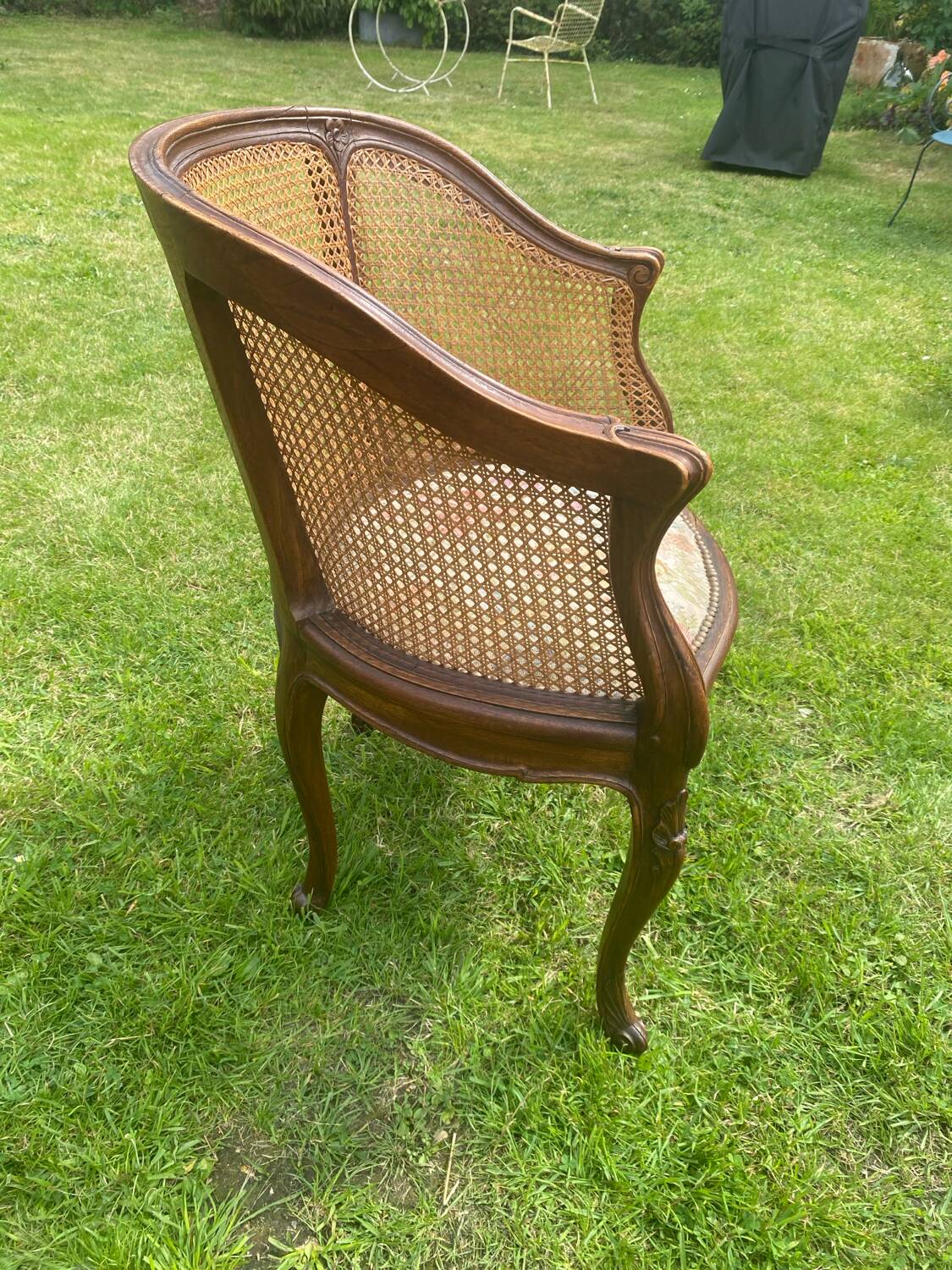 Fauteuil en cannage style Louis 15