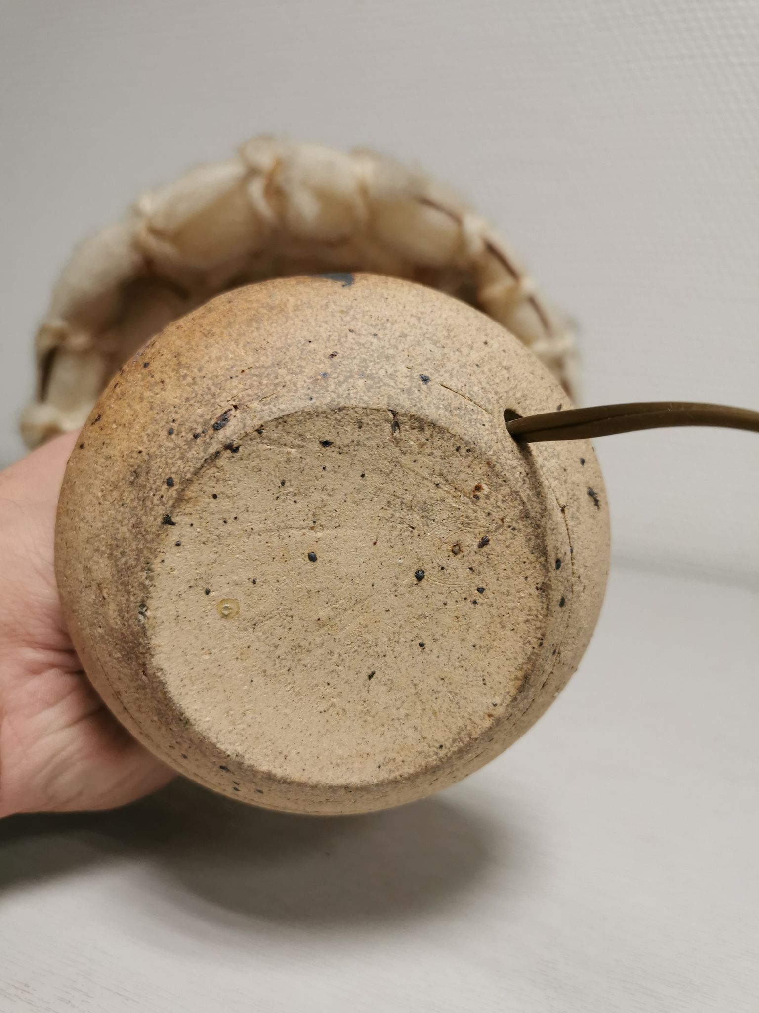 Bedside lamp and its vintage lampshade, Ceramic decoration Herbarium